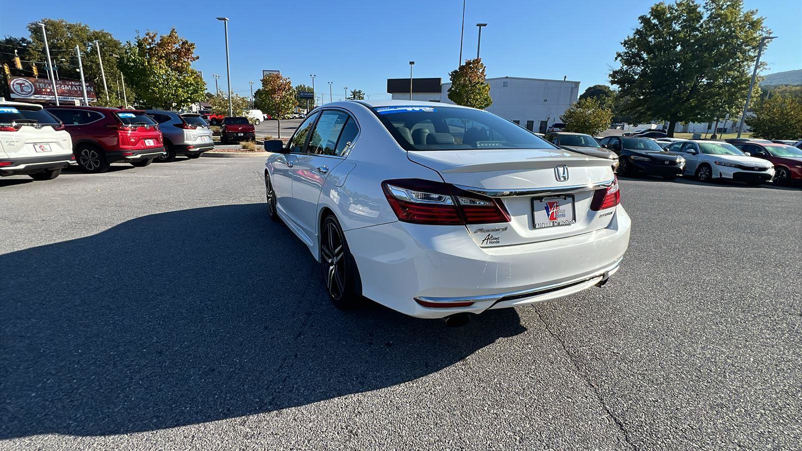 Used 2016 Honda Accord Sport image 6