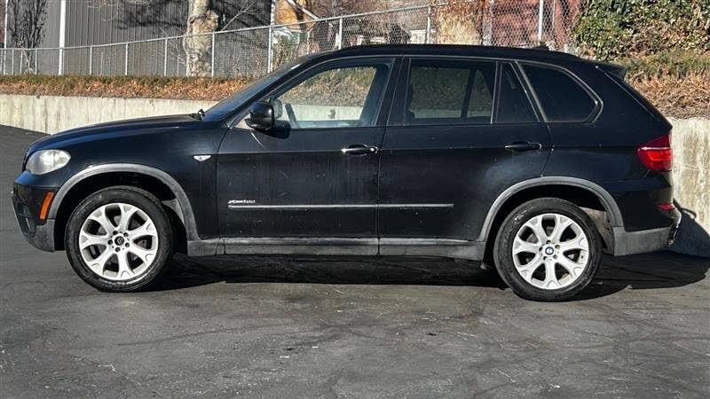 Used 2011 BMW X5 xDrive35i AWD/4WD image 2