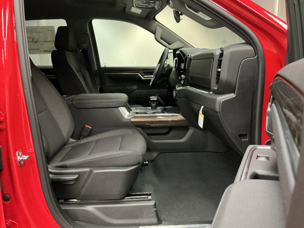New 2026 Chevrolet Silverado 1500 LT w/ Protection Package AWD/4WD image 31