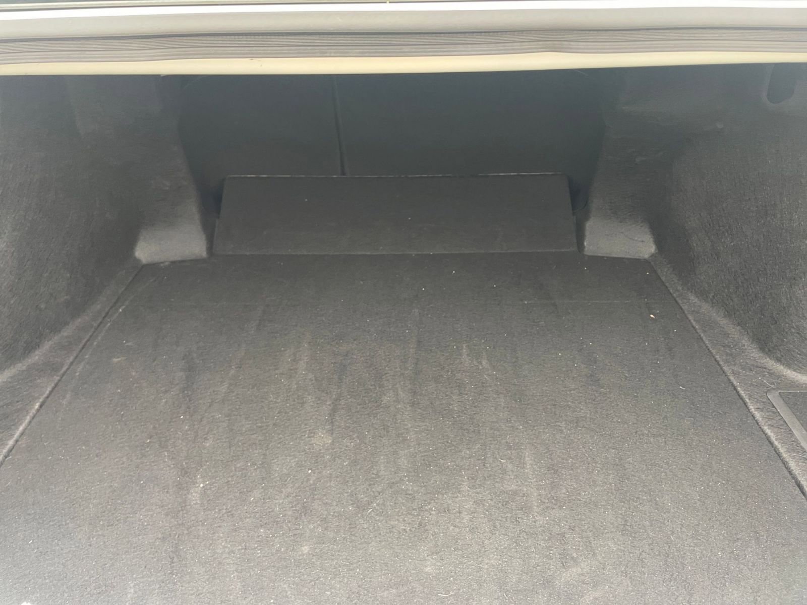 Used 2025 Toyota Camry LE image 31