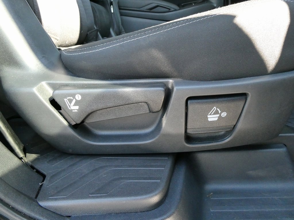 Used 2019 Subaru Ascent Premium image 17
