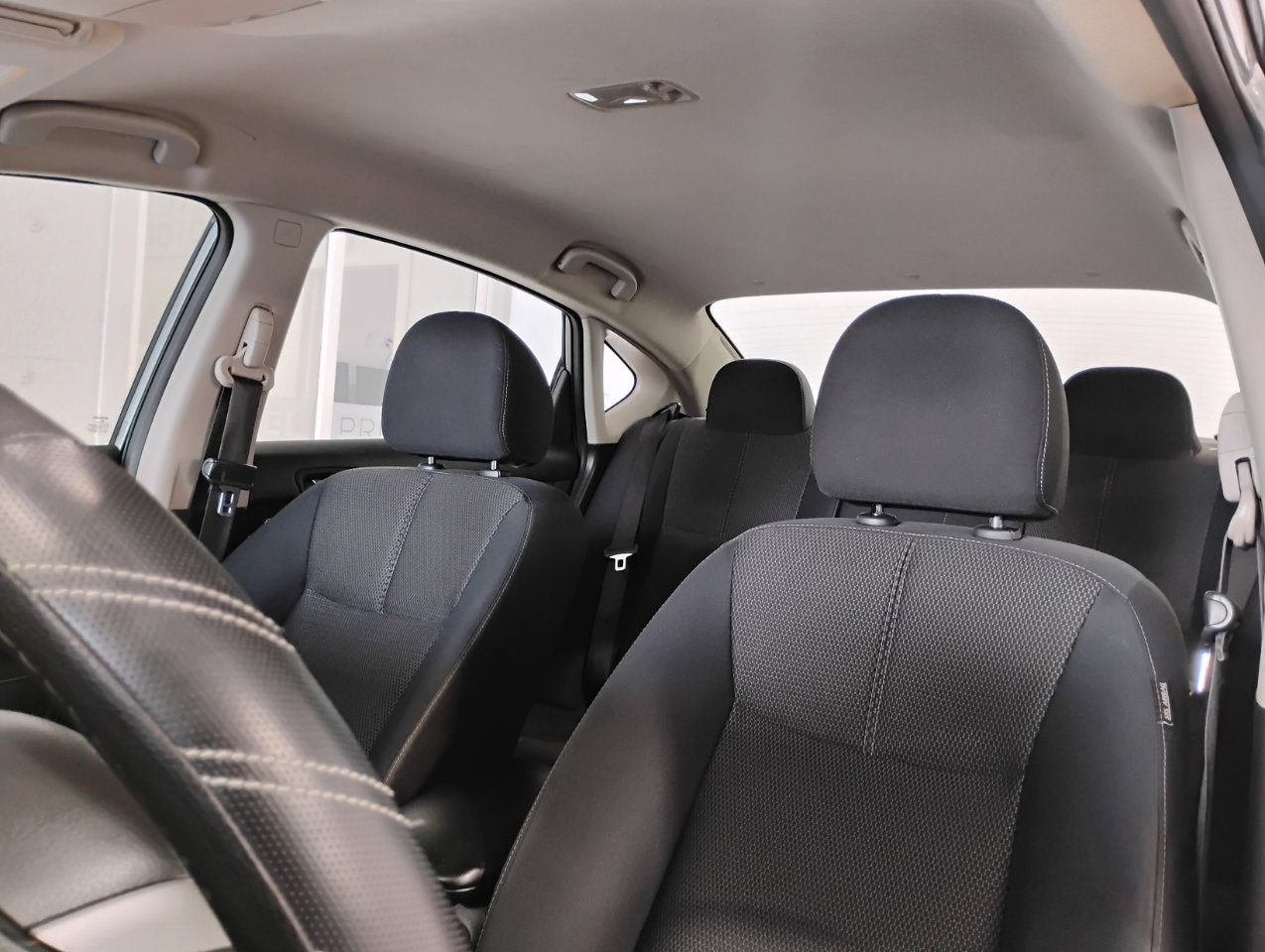 Used 2017 Nissan Sentra S image 46