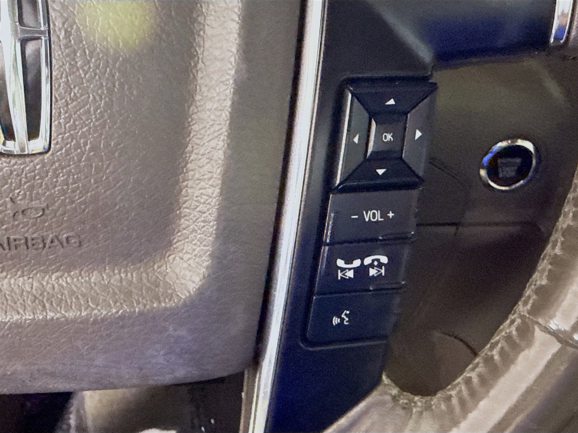 Used 2015 Lincoln Navigator 2WD image 15