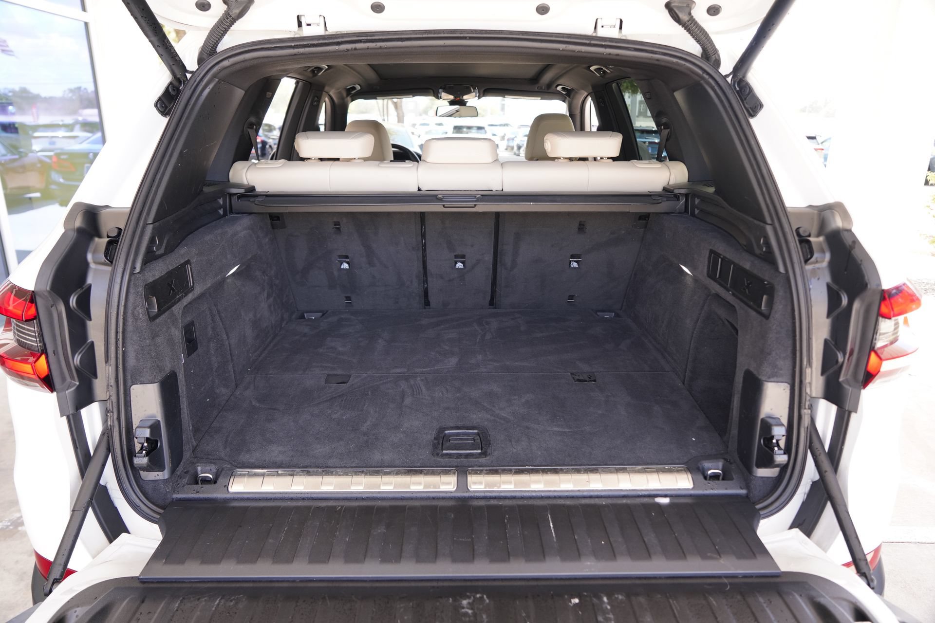 Used 2022 BMW X5 xDrive45e w/ Premium Package AWD/4WD image 33