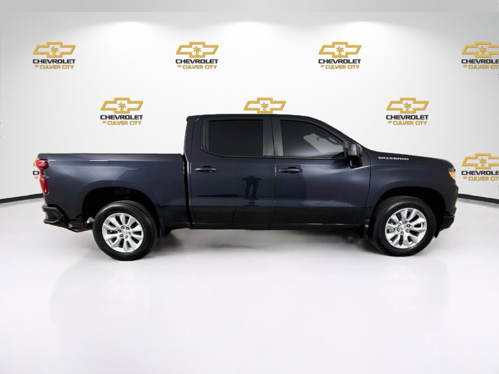 Used 2022 Chevrolet Silverado 1500 Custom RWD image 9