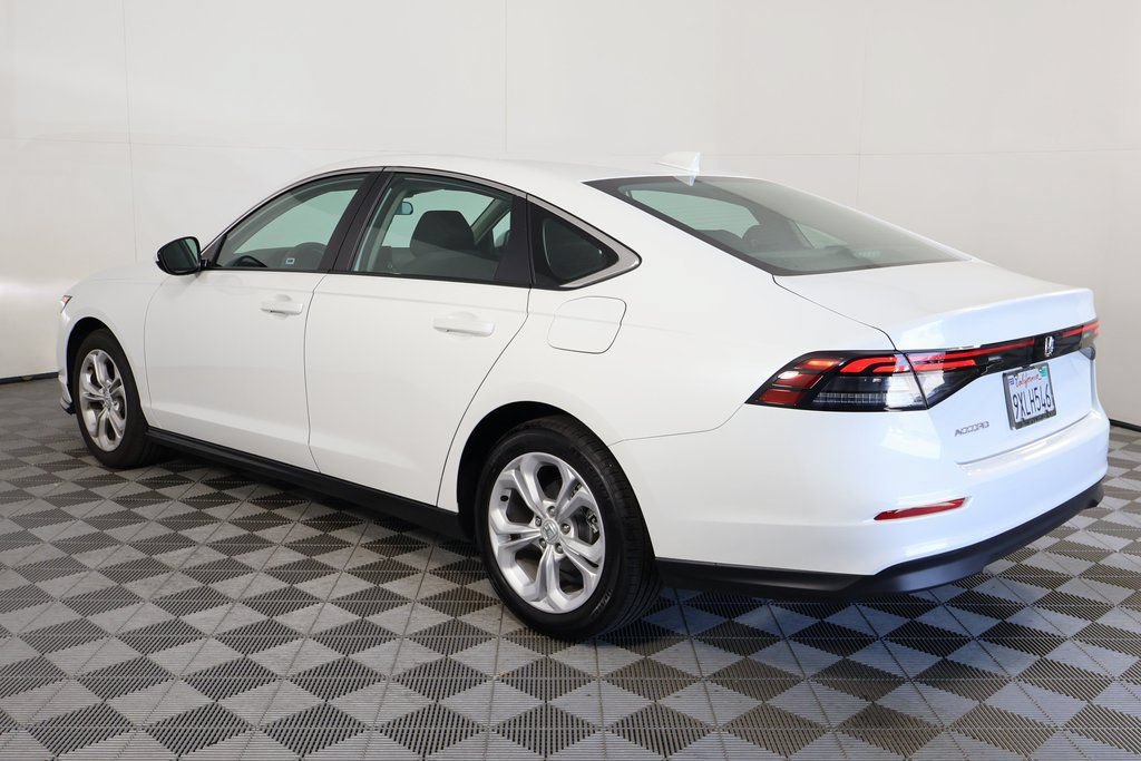 Used 2025 Honda Accord LX image 6