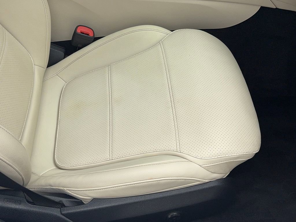 Used 2024 Mercedes-Benz C 300 Sedan image 42