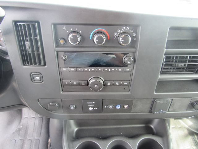 Used 2025 GMC Savana 3500 Extended w/ Driver Convenience Package RWD image 12
