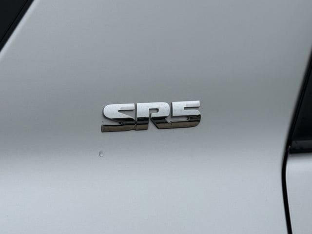 Used 2022 Toyota 4Runner SR5 RWD image 8