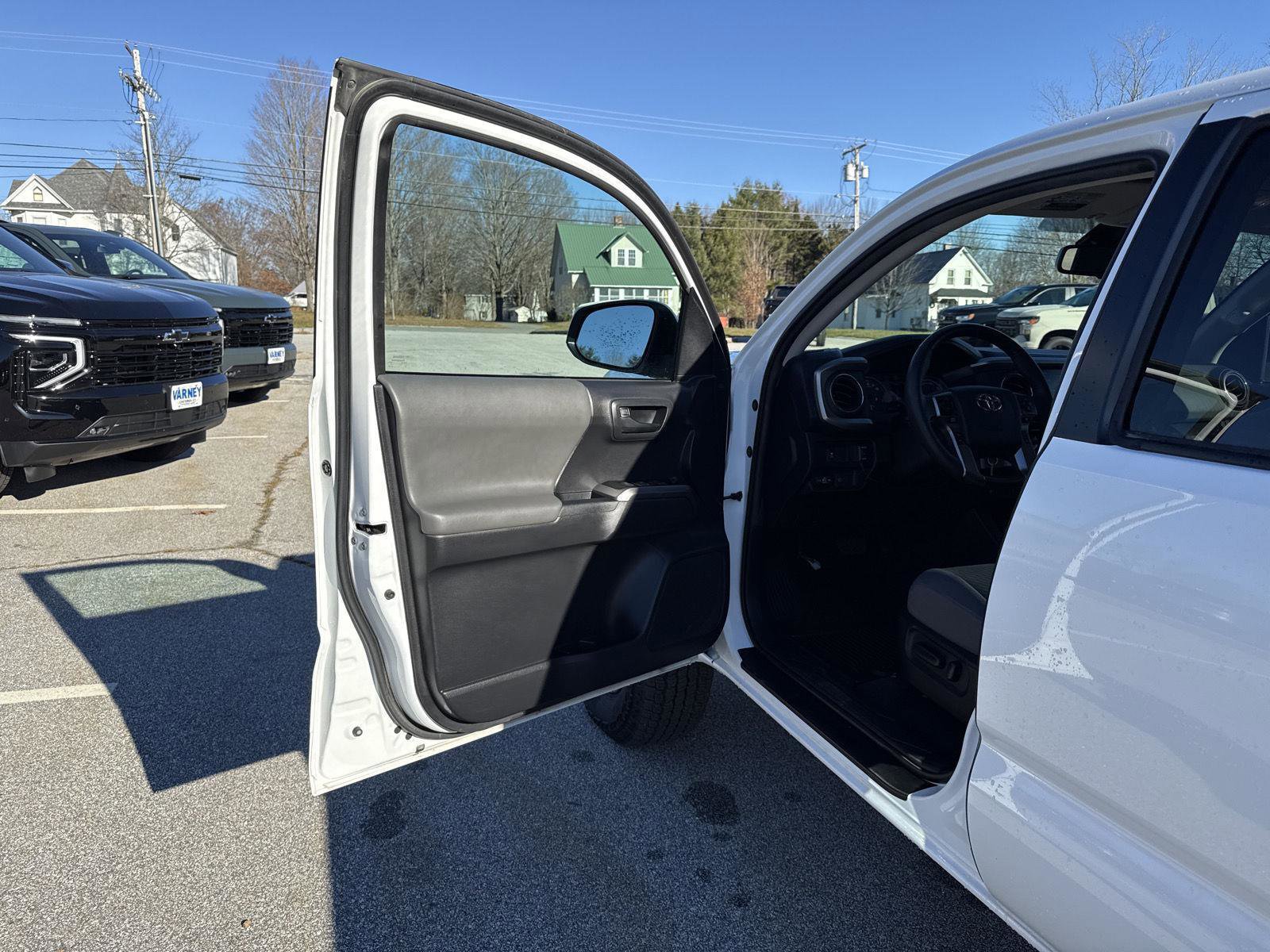 Used 2022 Toyota Tacoma SR5 image 12
