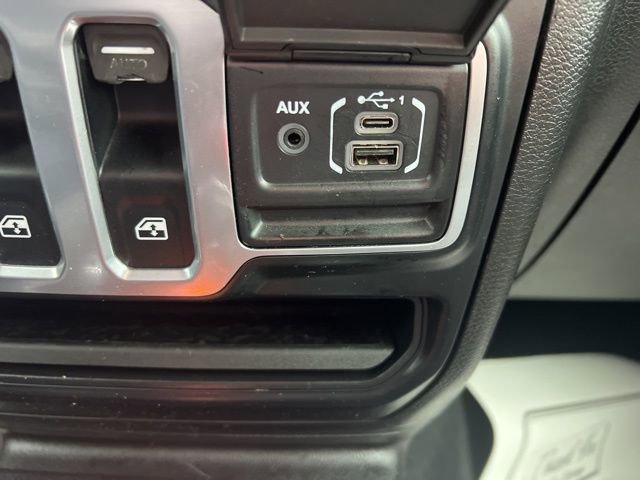 Used 2019 Jeep Wrangler Sport S image 11