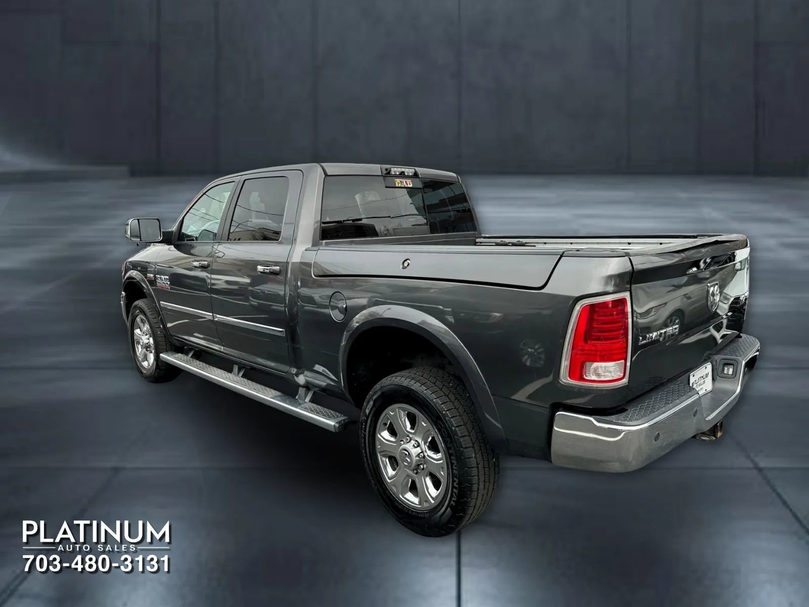 Used 2015 RAM 2500 Limited image 9