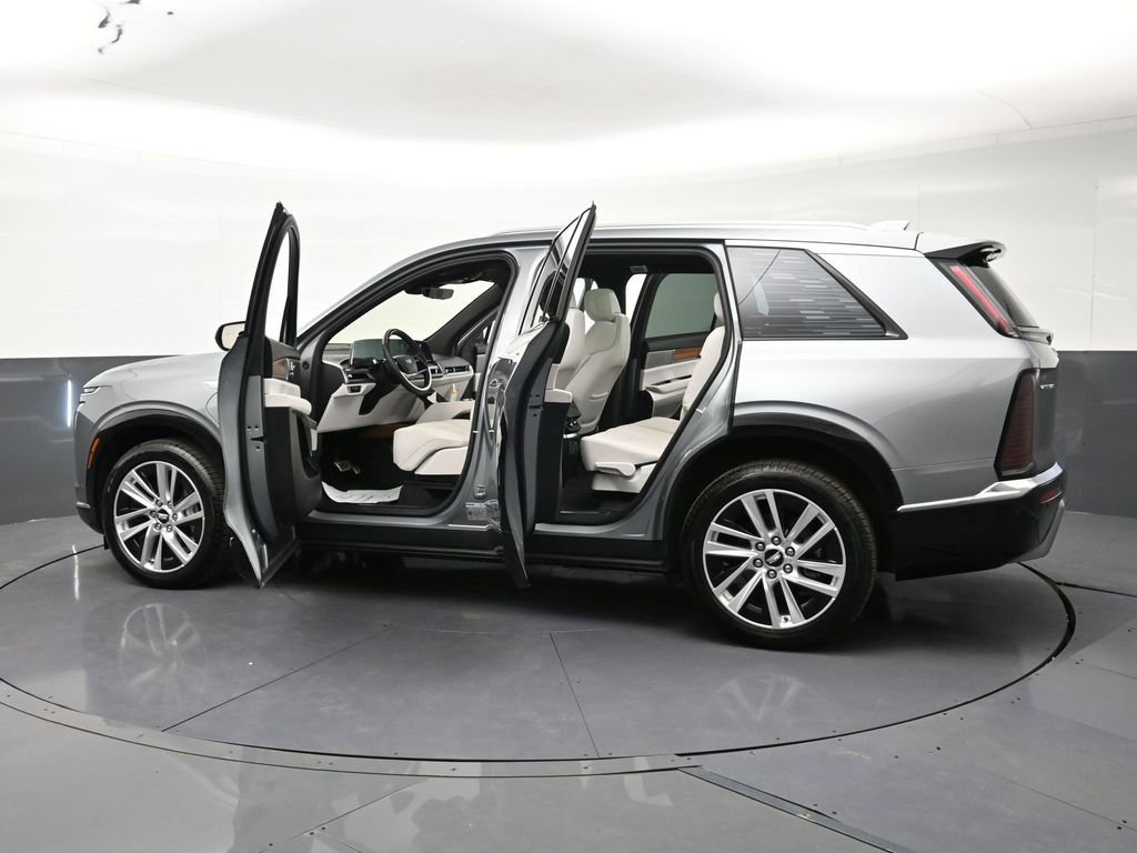Used 2026 Cadillac Vistiq Luxury AWD/4WD image 36