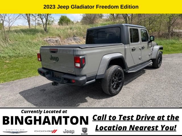 Used 2023 Jeep Gladiator Sport AWD/4WD image 4