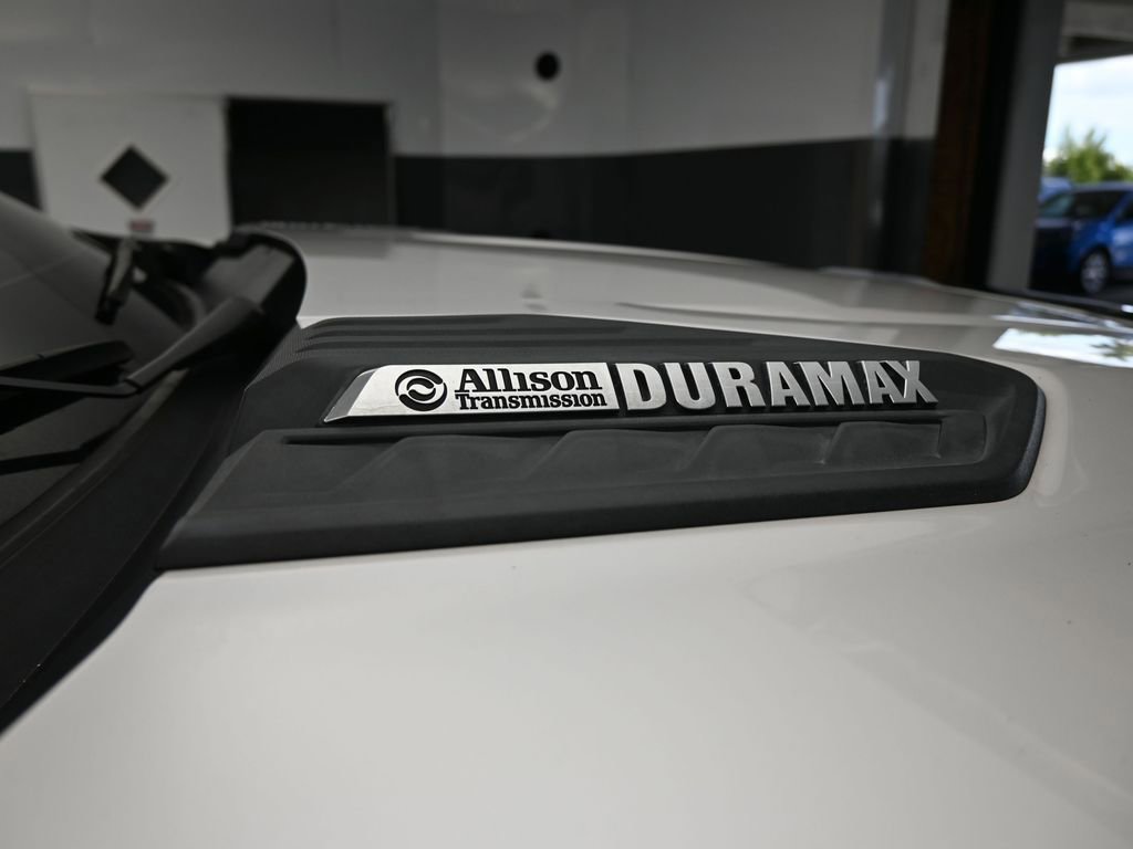 Used 2024 Chevrolet Silverado 2500 LT image 49