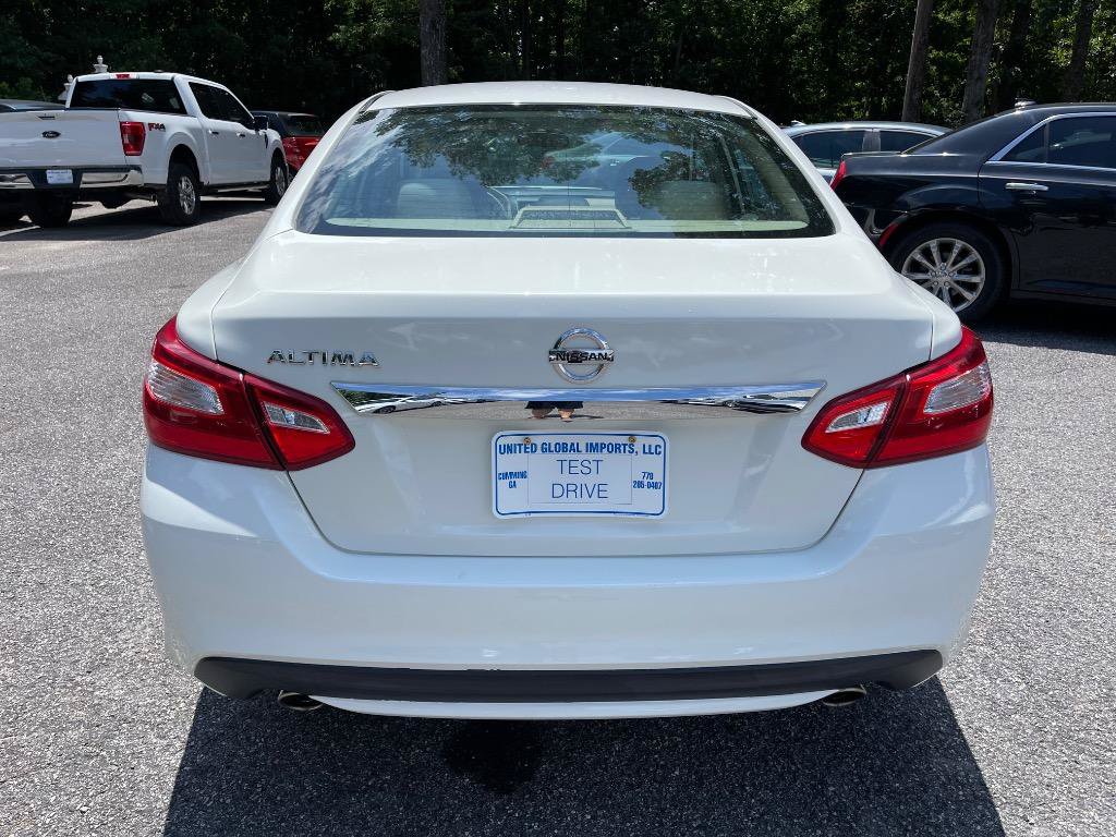 Used 2016 Nissan Altima 2.5 S w/ Power Driver Seat Package FWD image 6