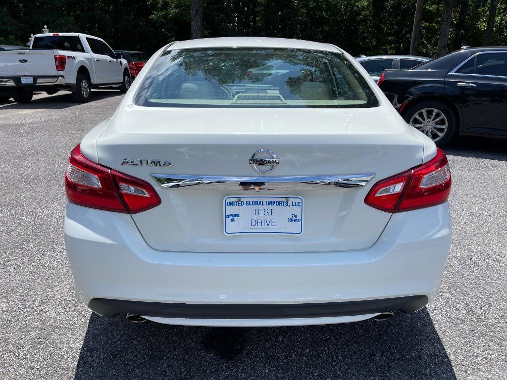Used 2016 Nissan Altima 2.5 S w/ Power Driver Seat Package FWD image 6