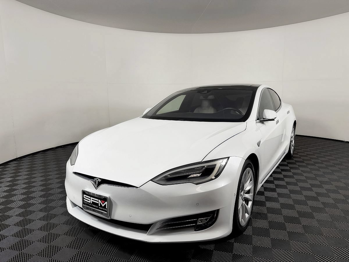 Used 2016 Tesla Model S 70D AWD/4WD image 3