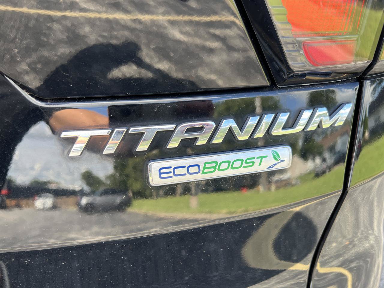 Used 2017 Ford Escape Titanium FWD image 36