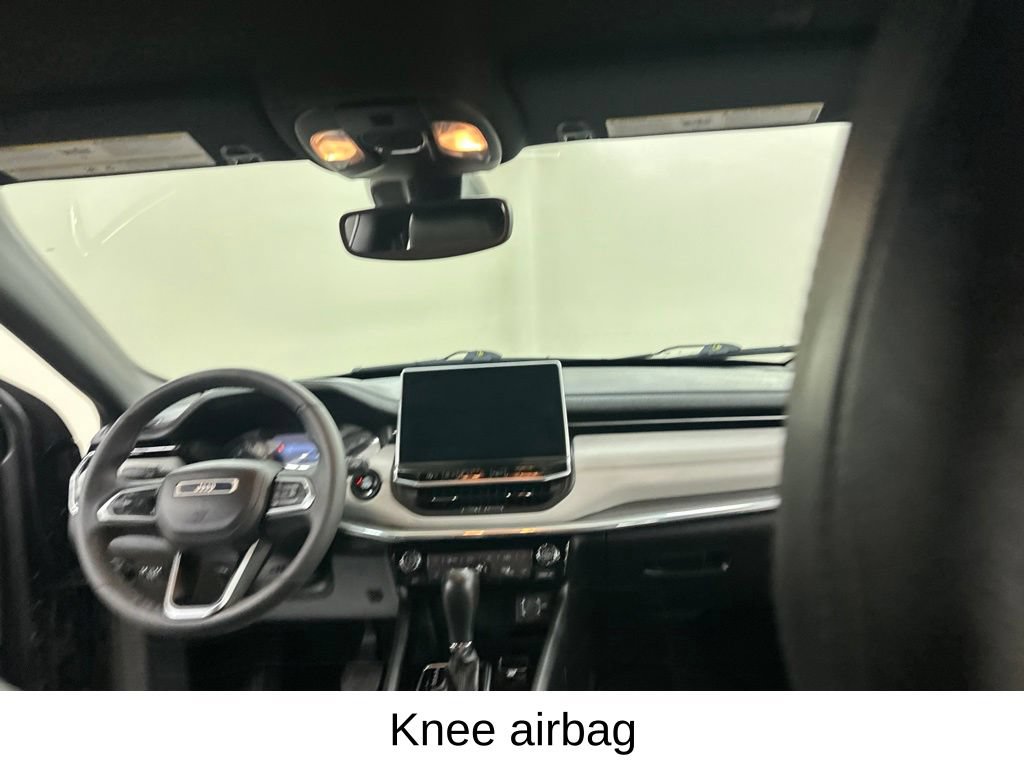 Used 2023 Jeep Compass Limited AWD/4WD image 27