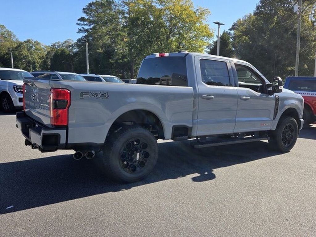 New 2027 Ford F350 Lariat w/ Black Appearance Package AWD/4WD image 14