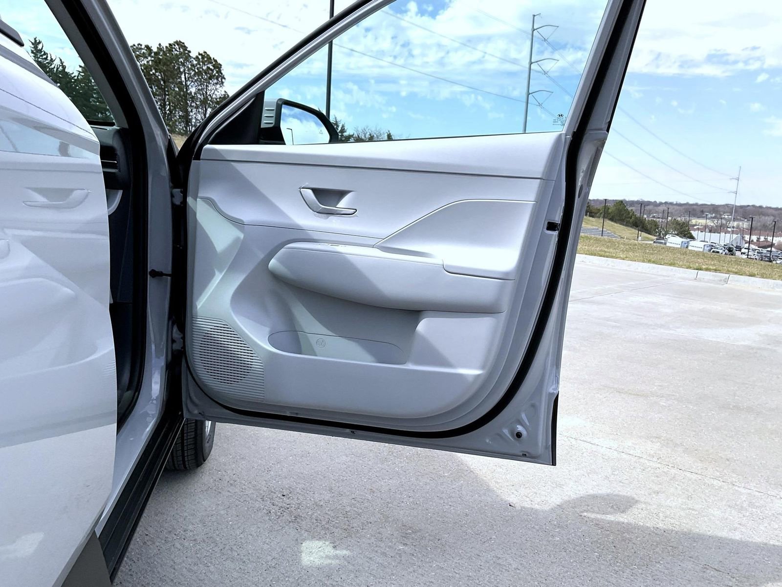 New 2026 Hyundai Kona SE AWD/4WD image 17