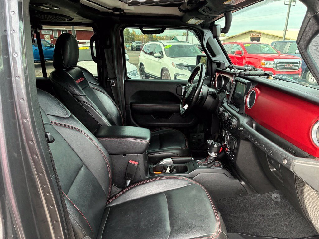 Used 2021 Jeep Wrangler Unlimited Rubicon AWD/4WD image 11