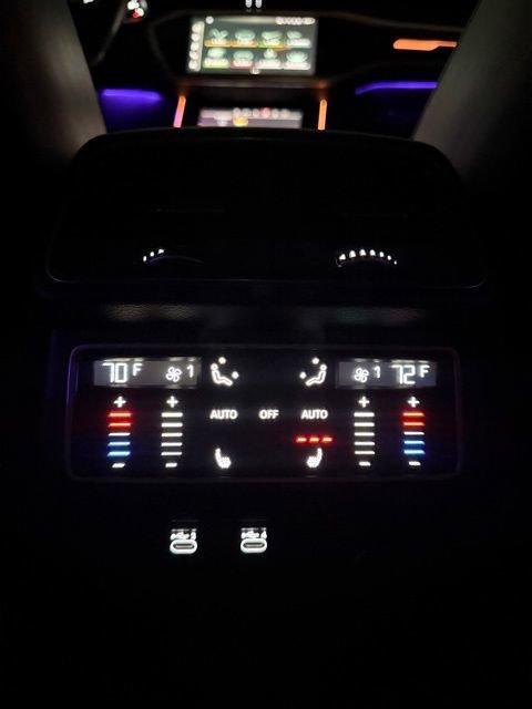 Used 2023 Audi S8 w/ S8 Executive Package image 56