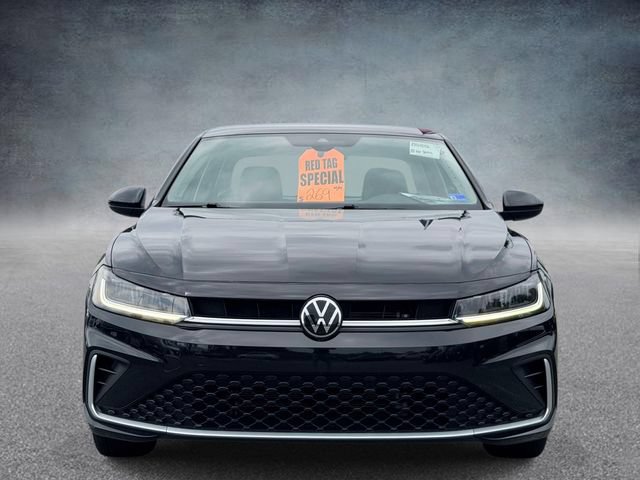 Used 2025 Volkswagen Jetta SE FWD image 6