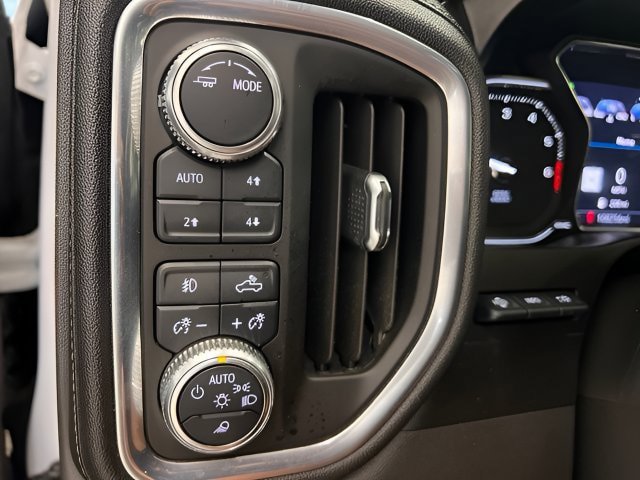 Used 2021 GMC Sierra 1500 Denali w/ Denali Ultimate Package AWD/4WD image 18
