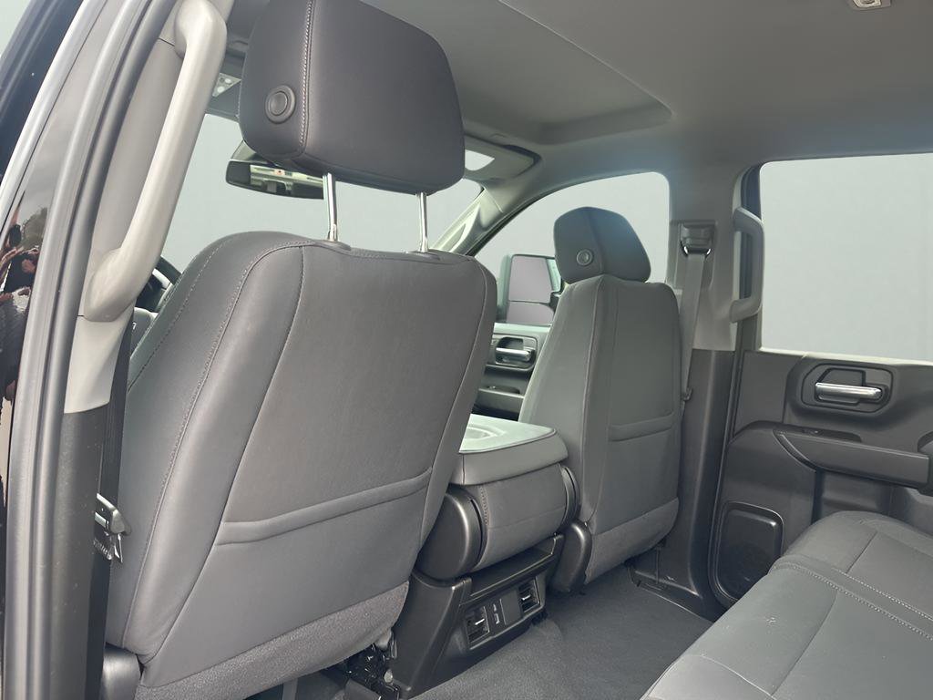 Used 2025 Chevrolet Silverado 2500 Custom w/ Custom Value Package image 17