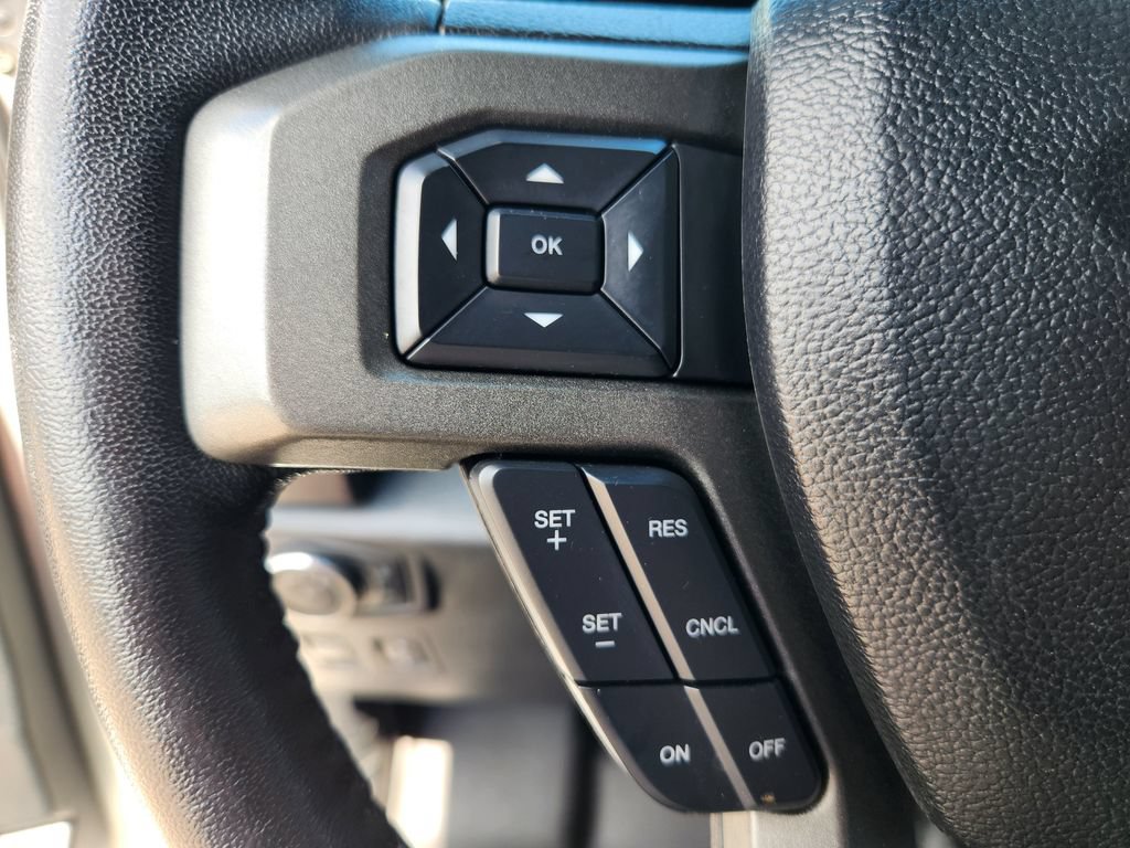 Used 2015 Ford F150 XLT w/ Equipment Group 302A Luxury AWD/4WD image 23
