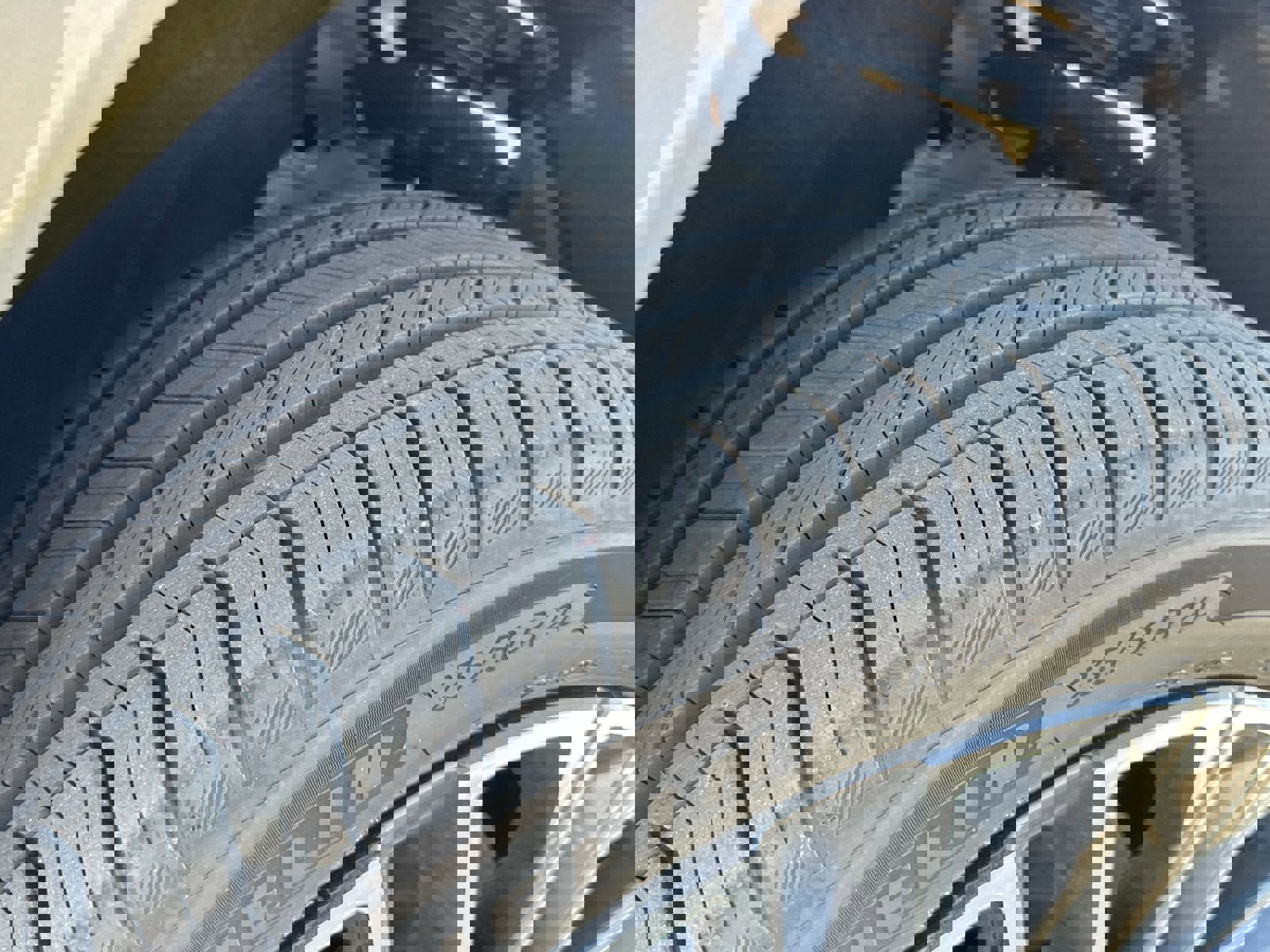 New 2026 GMC Terrain Denali w/ LPO, Black Badging Package image 29