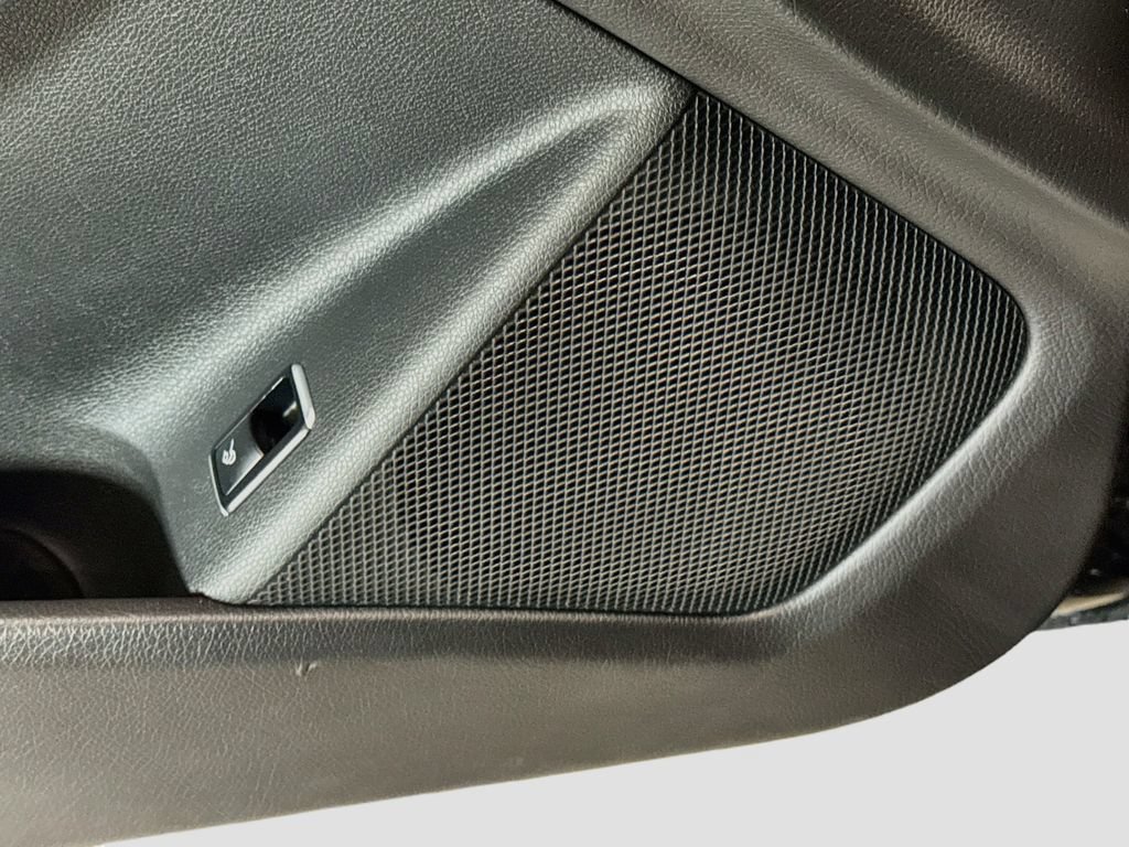 Used 2018 Mercedes-Benz CLA 250 image 21