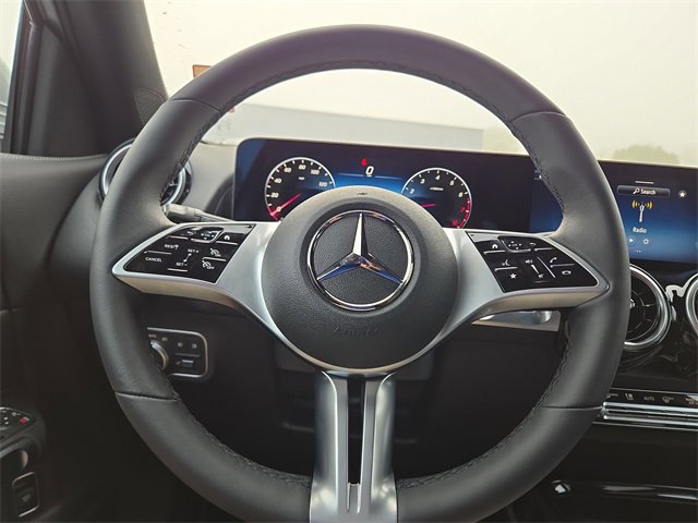 New 2026 Mercedes-Benz GLB 250 4MATIC image 17