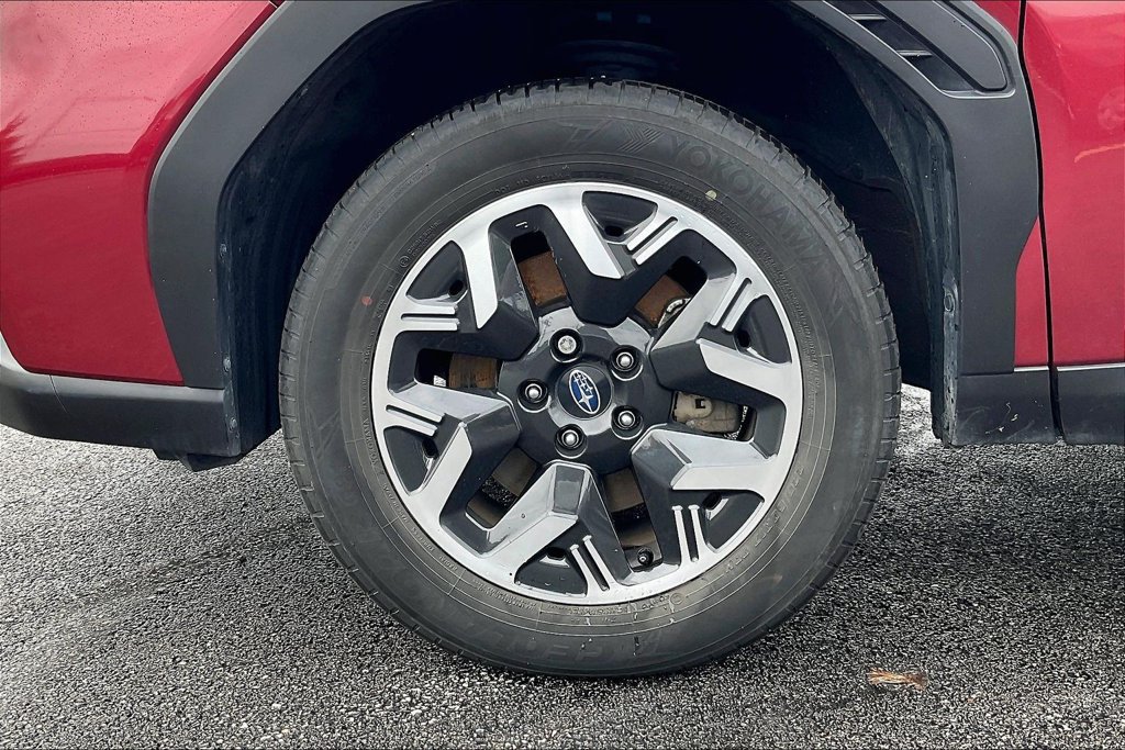 Certified 2025 Subaru Forester AWD/4WD image 10