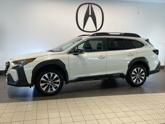 Used 2023 Subaru Outback Limited image 3
