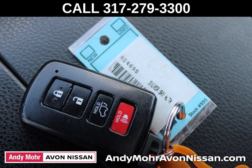 Used 2014 Toyota Highlander XLE FWD image 37