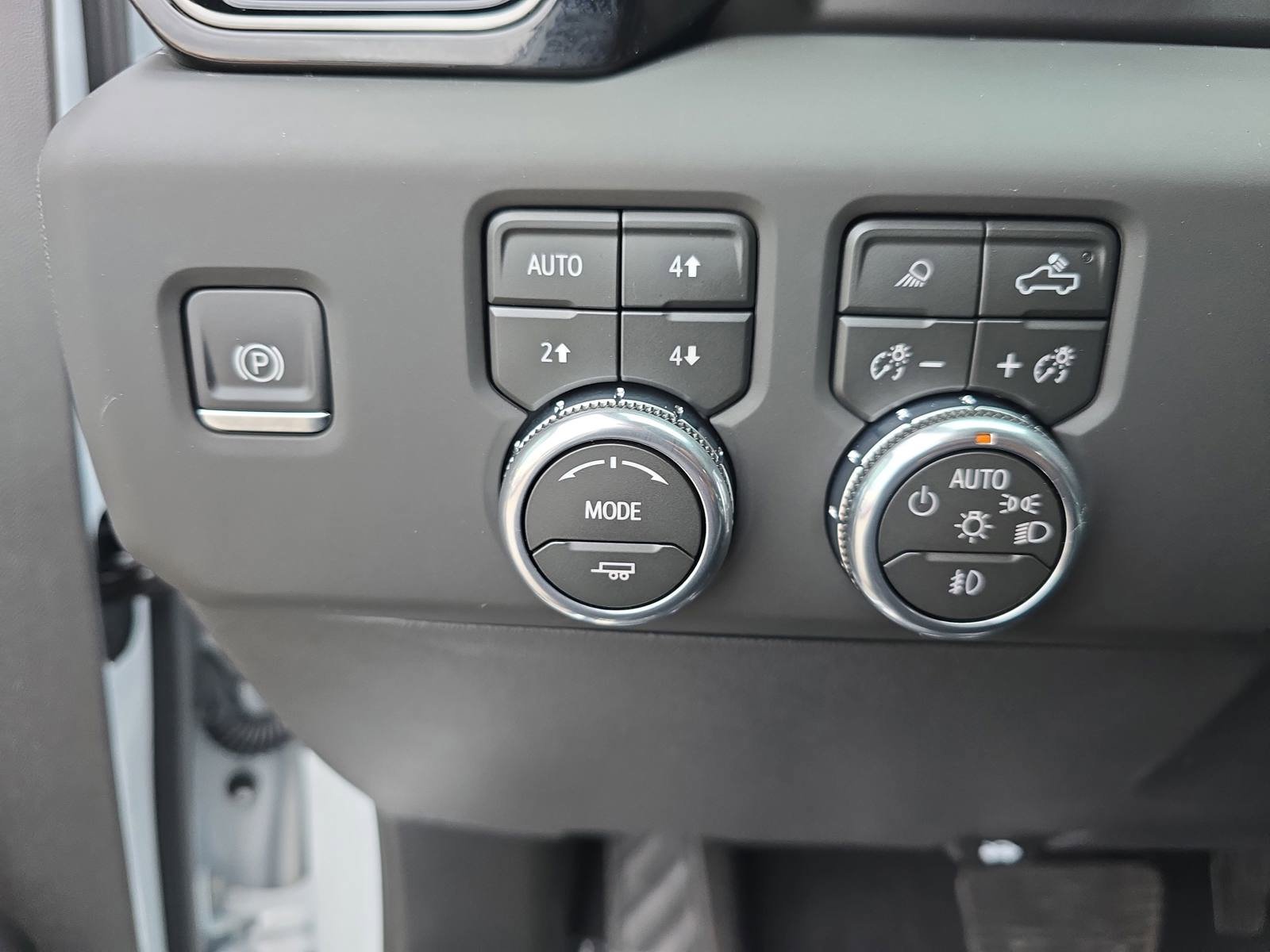 Used 2026 GMC Sierra 1500 AT4X AWD/4WD image 28