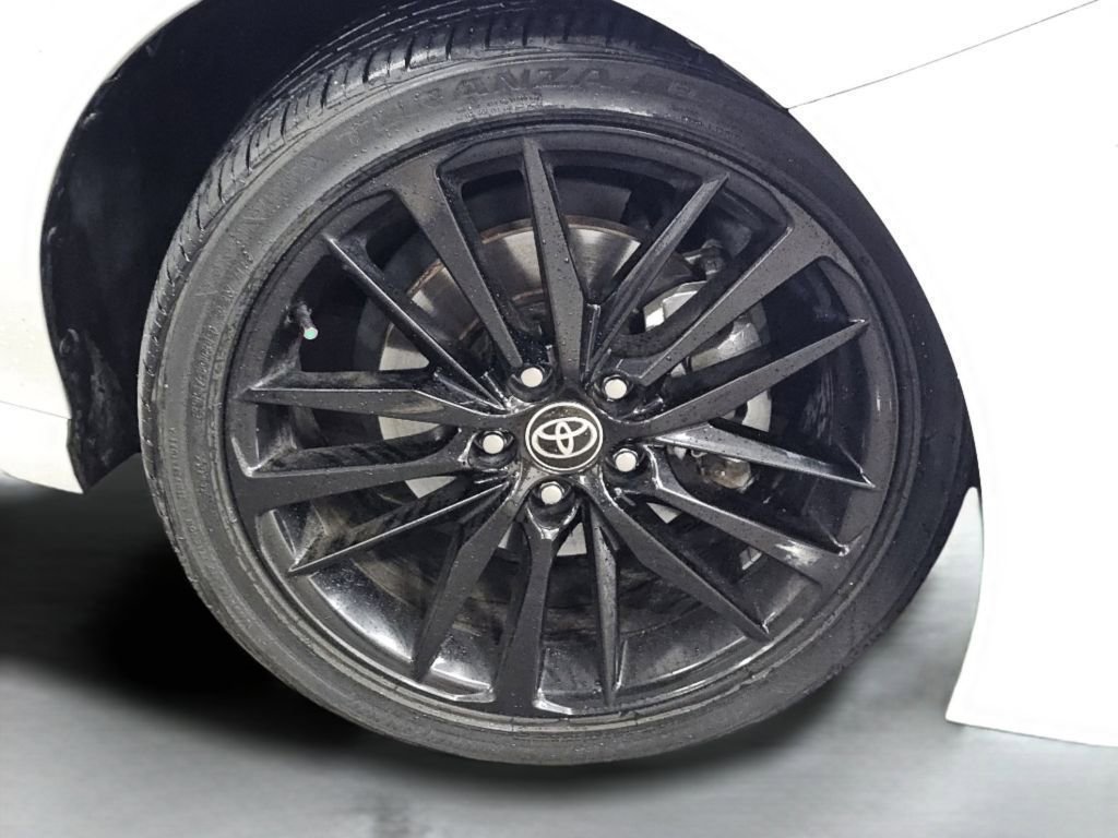 Used 2023 Toyota Camry XSE w/ Navigation Package image 21