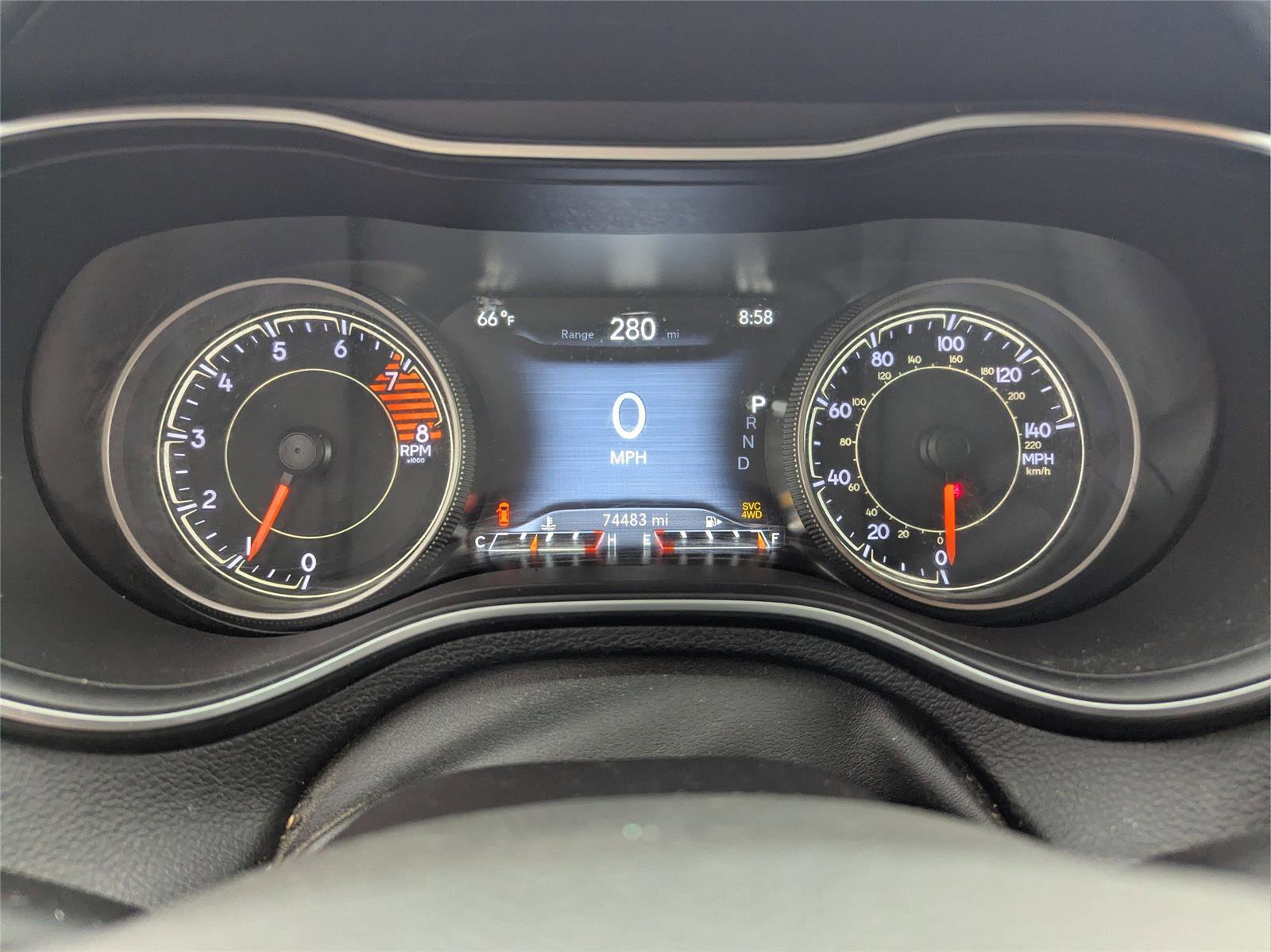 Used 2020 Jeep Cherokee Limited image 27