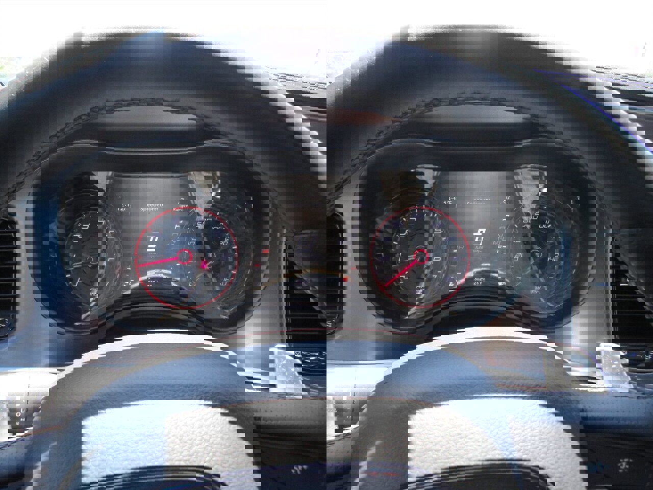 Used 2019 Dodge Charger R/T w/ Plus Group RWD image 33