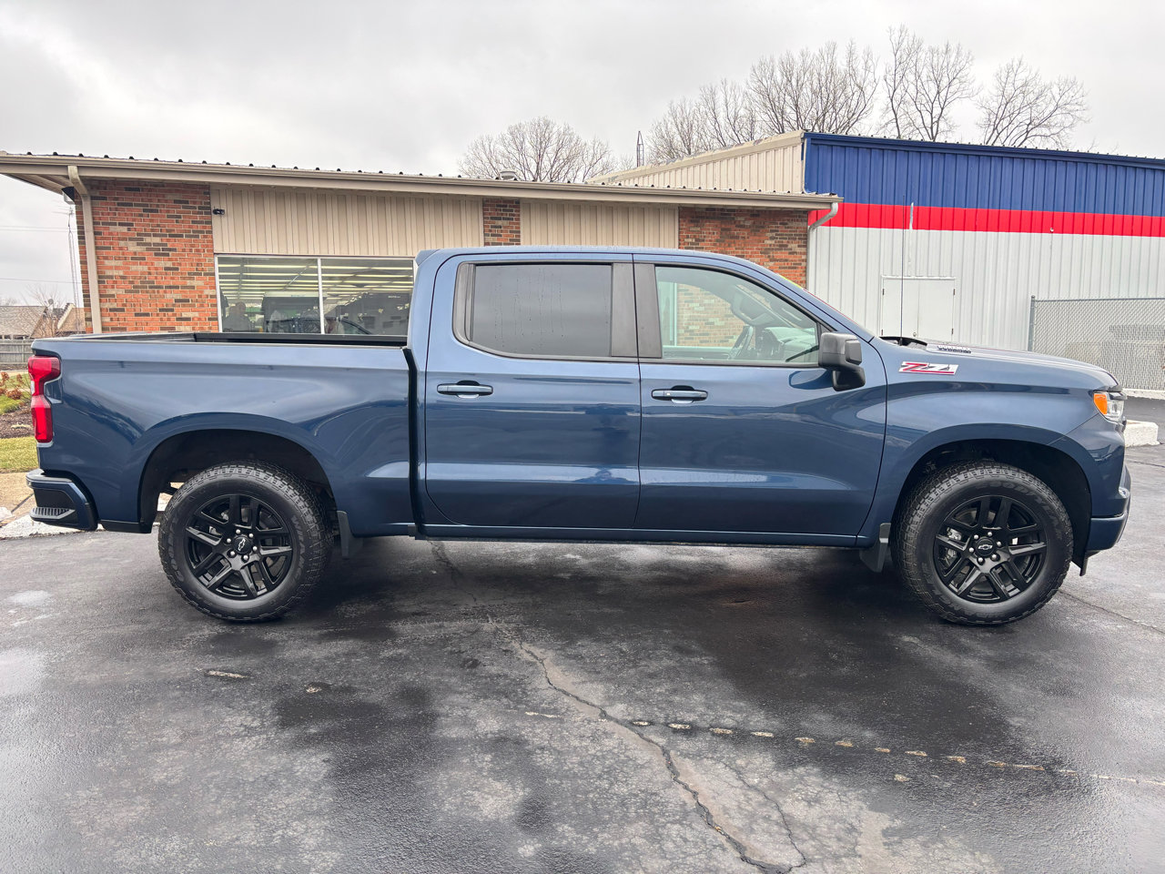 Used 2023 Chevrolet Silverado 1500 RST w/ All Star Edition Plus image 2
