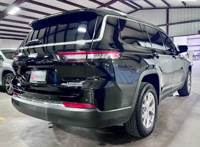 Used 2021 Jeep Grand Cherokee L Limited AWD/4WD image 3