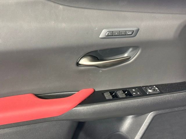 Used 2024 Lexus UX 250h F Sport image 12