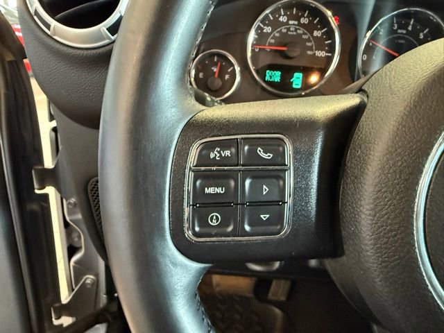 Used 2015 Jeep Wrangler Sahara w/ Connectivity Group image 17