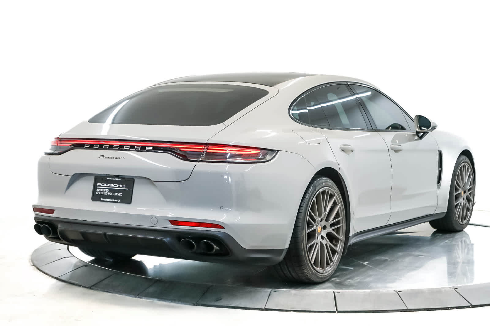 Certified 2023 Porsche Panamera Platinum Edition RWD image 9