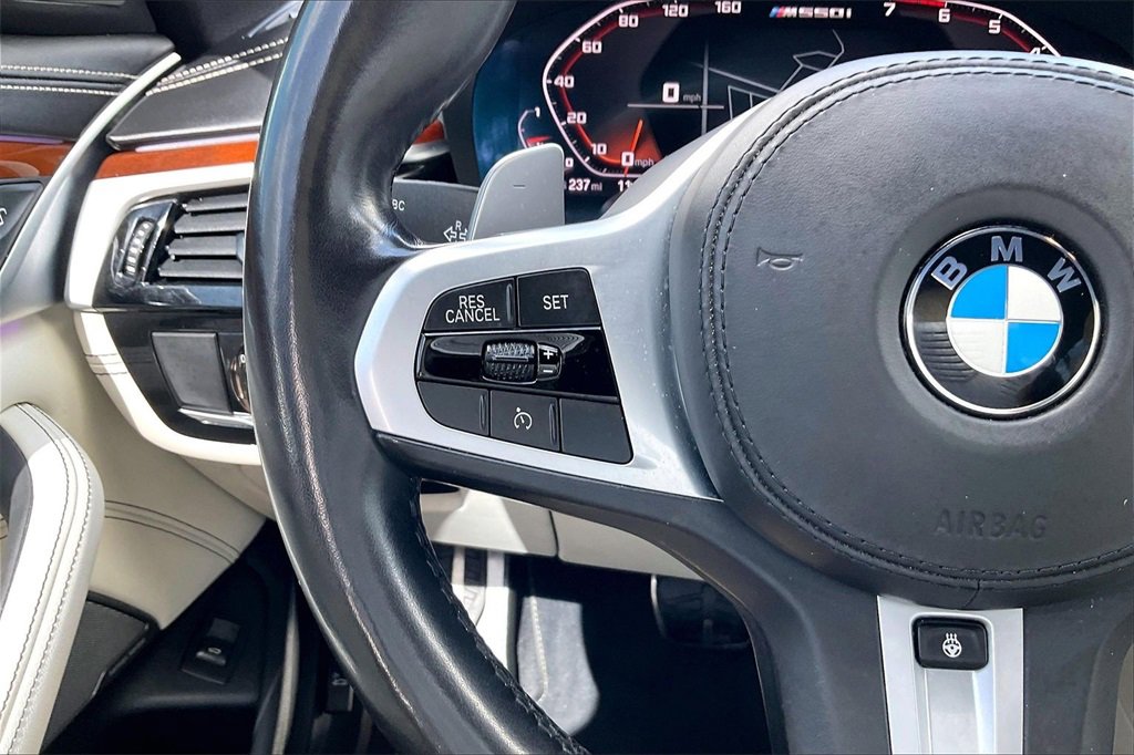 Used 2020 BMW M550i xDrive w/ Executive Package image 10