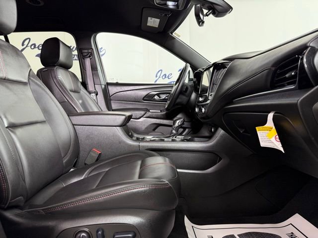 Used 2023 Chevrolet Traverse RS image 19