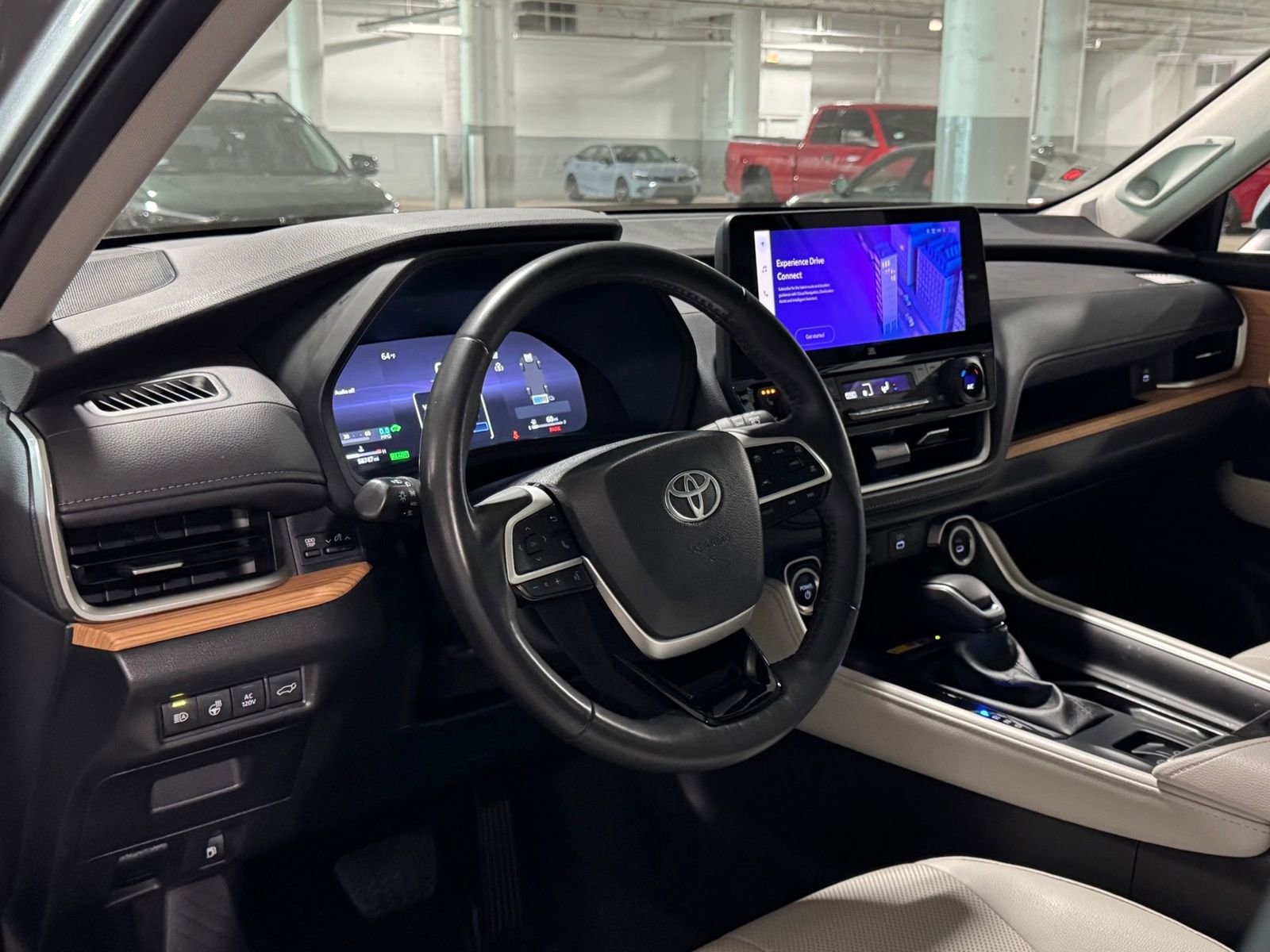 Used 2024 Toyota Grand Highlander Limited image 18